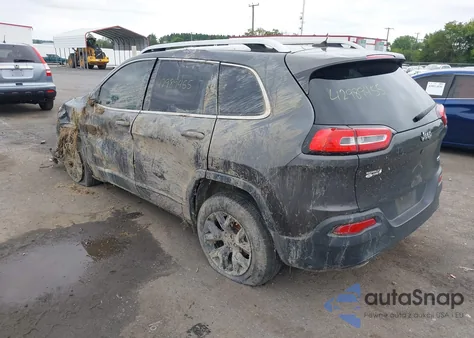 2015 Jeep Cherokee Latitude z USA, uszkodzony, nr VIN 1C4PJLCB8FW516784